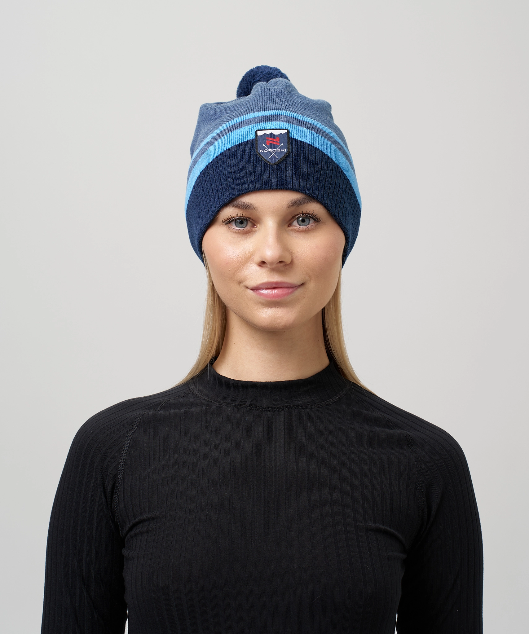 Шапка Nordski Move White/Red/Blue